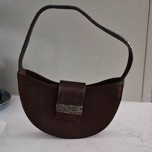 Elegant Brown Shoulder Bag with Beaded Detail
